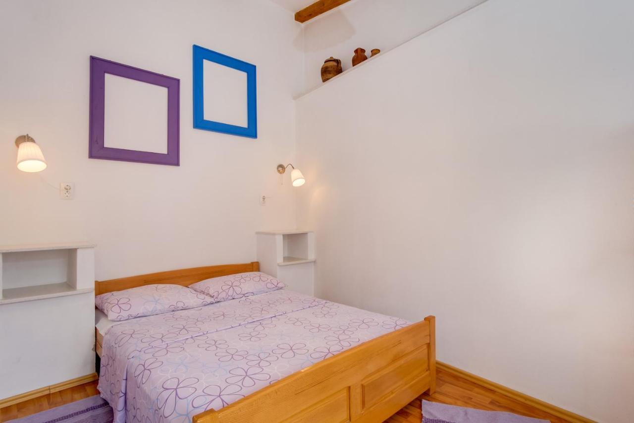 Apartments Kastel Veli Lošinj Exteriör bild